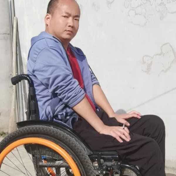 37岁岁陕西单身帅哥 - 达州吉缘网