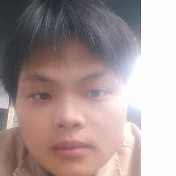 22岁岁河南单身帅哥 - 达州吉缘网