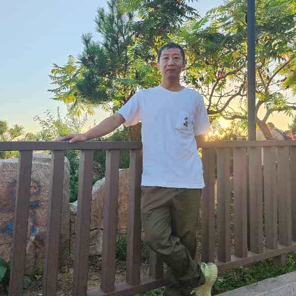 47岁岁辽宁单身帅哥 - 达州吉缘网