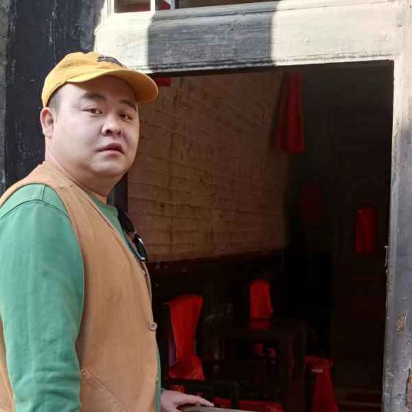 35岁岁陕西单身帅哥 - 达州吉缘网