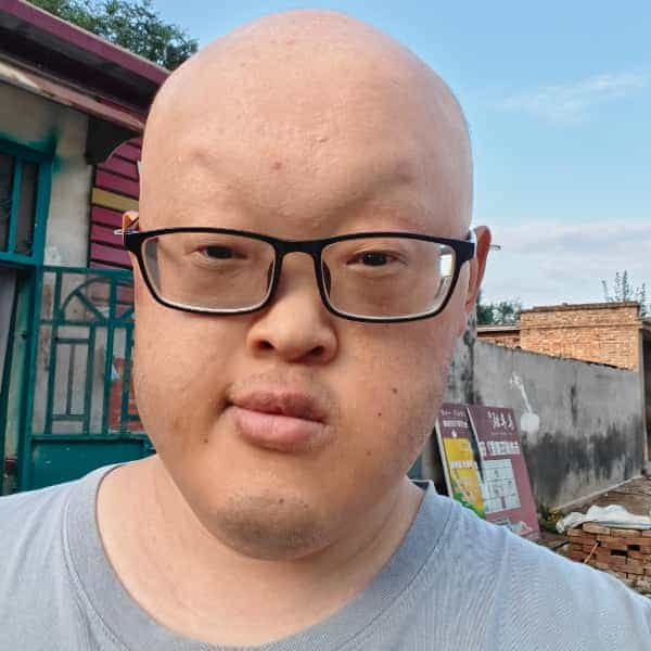 28岁岁山东单身帅哥 - 达州吉缘网